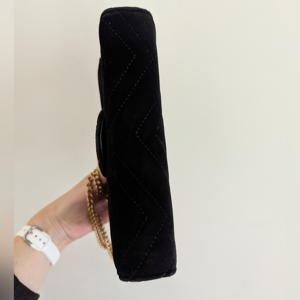 Black Gucci Marmont Velvet Crossbody Bag - Picture 12 of 16